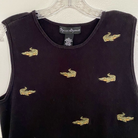 Sleeveless Knit Sweater Tank Shell Black Alligators Crocodiles Vintage Size L - Picture 3 of 6